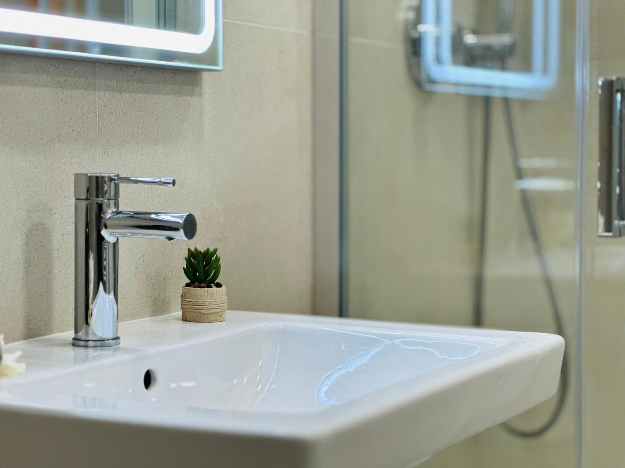 Studio Kralovice Apartment Prag Dış mekan fotoğraf