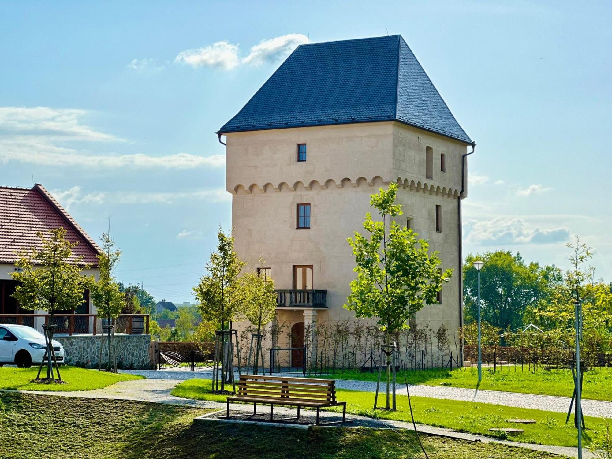 Studio Kralovice Apartment Prag Dış mekan fotoğraf